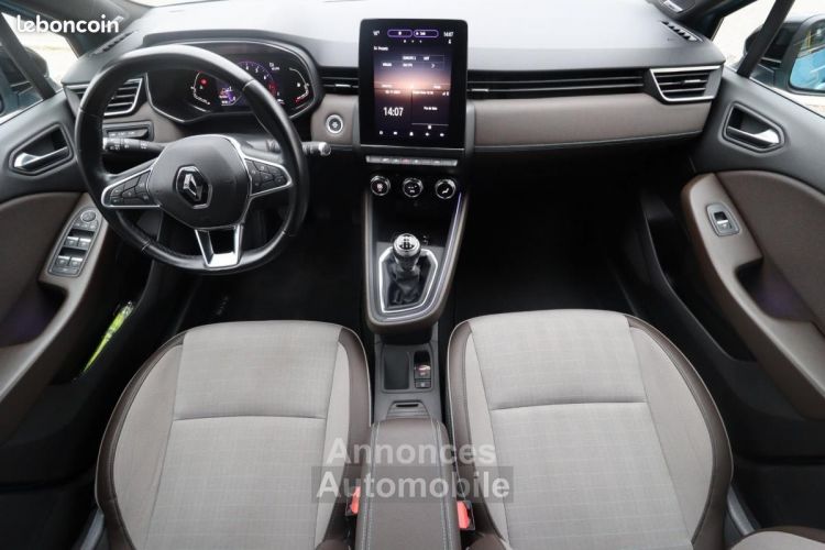 Renault Clio 1.0 TCE 100 CH COOL CHIC + ATTELAGE CARPLAY CAMERA 360 SON BOSE - <small></small> 13.989 € <small>TTC</small> - #20