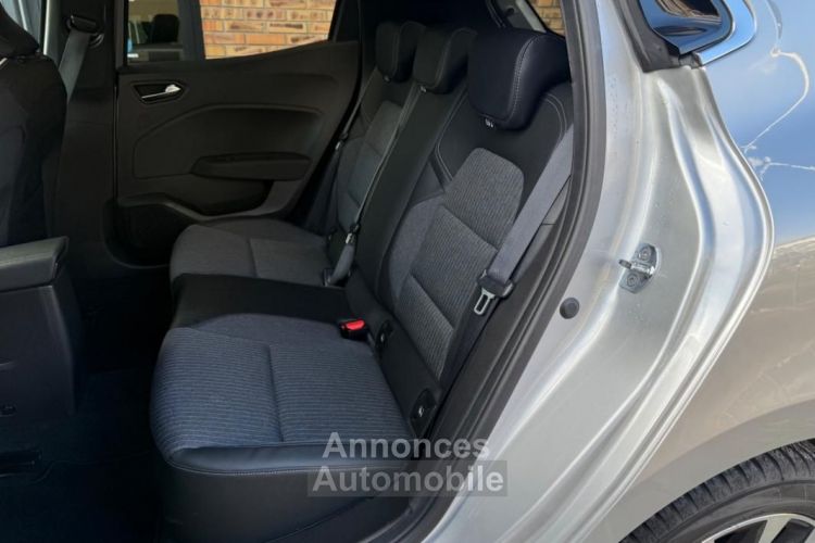 Renault Clio 1.0 TCE 90CH INTENS BVA SIEGES ET VOLANT CHAUFFANTS CARPLAY CAMERA DE RECUL - <small></small> 16.990 € <small>TTC</small> - #11