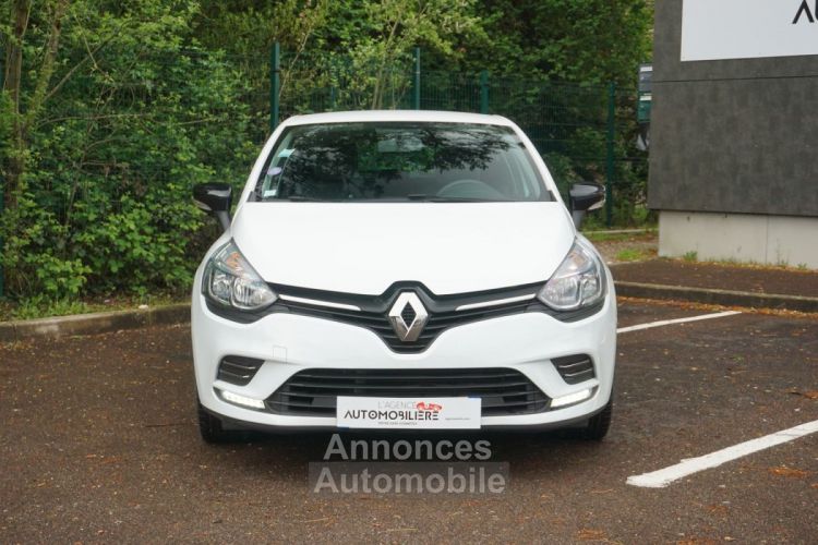 Renault Clio 1.2 16V 75 ch BVM5 Limited - <small></small> 11.690 € <small>TTC</small> - #22
