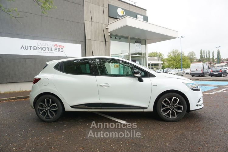 Renault Clio 1.2 16V 75 ch BVM5 Limited - <small></small> 11.690 € <small>TTC</small> - #24