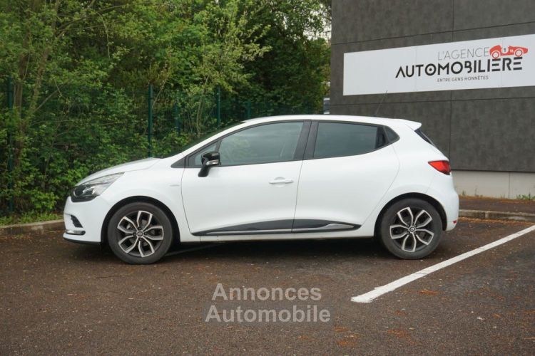 Renault Clio 1.2 16V 75 ch BVM5 Limited - <small></small> 11.690 € <small>TTC</small> - #25
