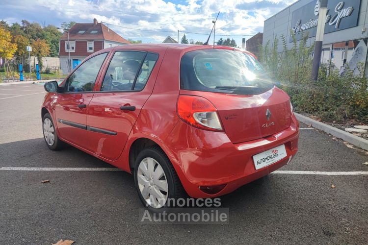 Renault Clio 1.2 16v 75ch Authentique - <small></small> 5.690 € <small>TTC</small> - #3