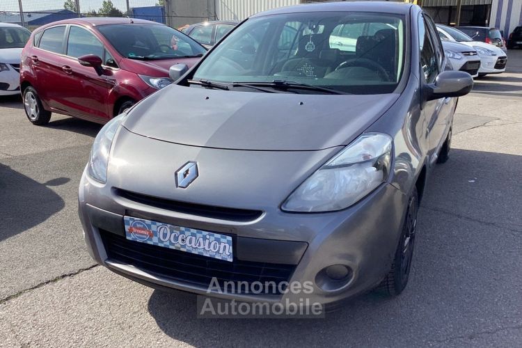 Renault Clio 1.2 Authentique - <small></small> 5.950 € <small>TTC</small> - #1