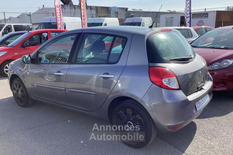 Renault Clio 1.2 Authentique - <small></small> 5.950 € <small>TTC</small> - #4