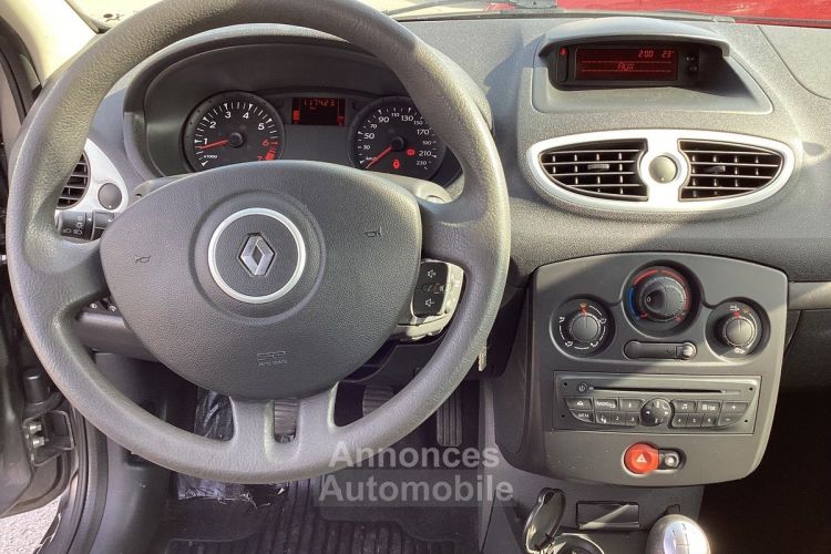 Renault Clio 1.2 Authentique - <small></small> 5.950 € <small>TTC</small> - #15