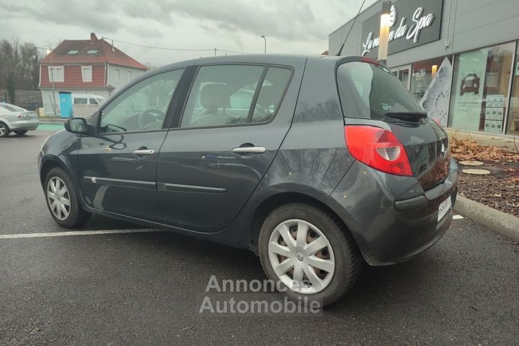 Renault Clio 1.2 TCE 100 - <small></small> 3.290 € <small>TTC</small> - #3