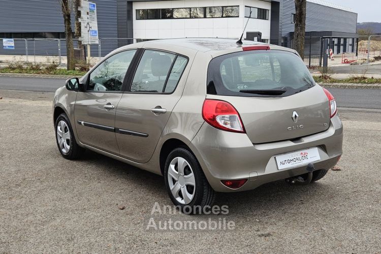 Renault Clio 1.2 TCE 100 CV EXPRESSION CLIM - 79500 KMS - <small></small> 6.990 € <small>TTC</small> - #6