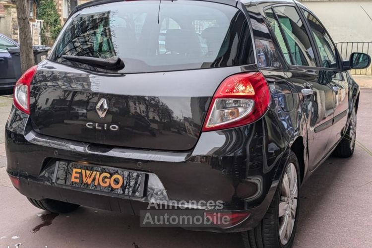 Renault Clio 1.2 TCE 100 EXCEPTION TOMTOM - <small></small> 4.990 € <small>TTC</small> - #5