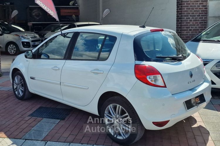 Renault Clio 1.2 TCE 100ch Night&day - <small></small> 6.390 € <small>TTC</small> - #4