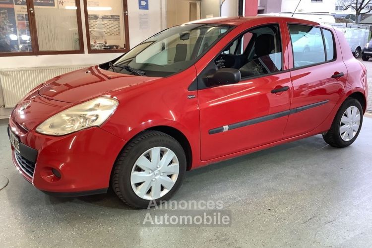 Renault Clio 1.2 YAHOO - <small></small> 5.250 € <small>TTC</small> - #2