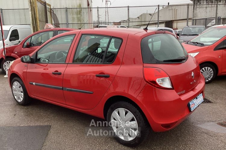 Renault Clio 1.2 YAHOO - <small></small> 5.450 € <small>TTC</small> - #5