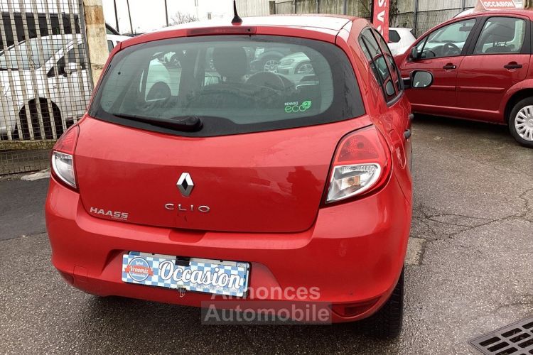 Renault Clio 1.2 YAHOO - <small></small> 5.450 € <small>TTC</small> - #7