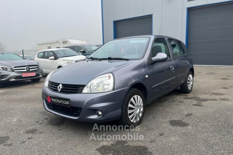 Renault Clio 1.2i - 75 2 II Campus com 2010 BVM TBE CLIM 5P GTIE 12 MOIS - <small></small> 3.750 € <small>TTC</small> - #1