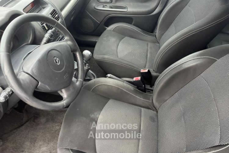 Renault Clio 1.2i - 75 2 II Campus com 2010 BVM TBE CLIM 5P GTIE 12 MOIS - <small></small> 3.750 € <small>TTC</small> - #6