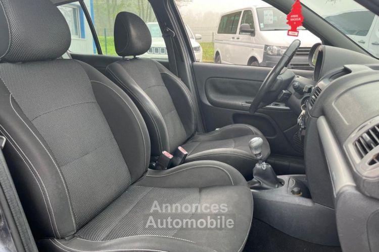 Renault Clio 1.2i - 75 2 II Campus com 2010 BVM TBE CLIM 5P GTIE 12 MOIS - <small></small> 3.750 € <small>TTC</small> - #16