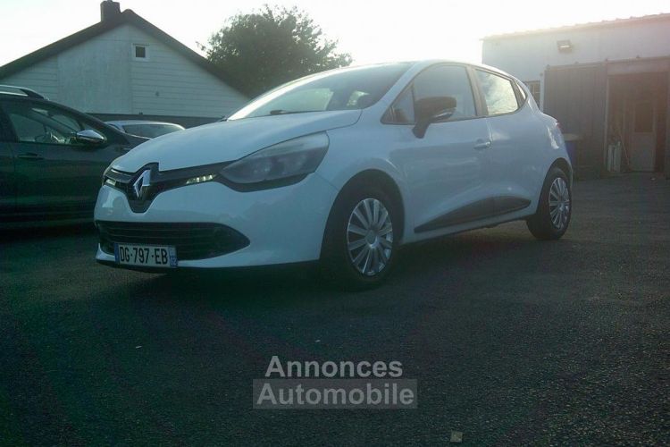 Renault Clio 1.2l 16v 75cv laureate (2014) - <small></small> 7.380 € <small>TTC</small> - #1