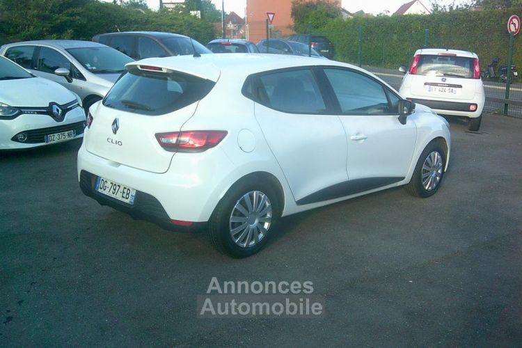 Renault Clio 1.2l 16v 75cv laureate (2014) - <small></small> 7.380 € <small>TTC</small> - #4