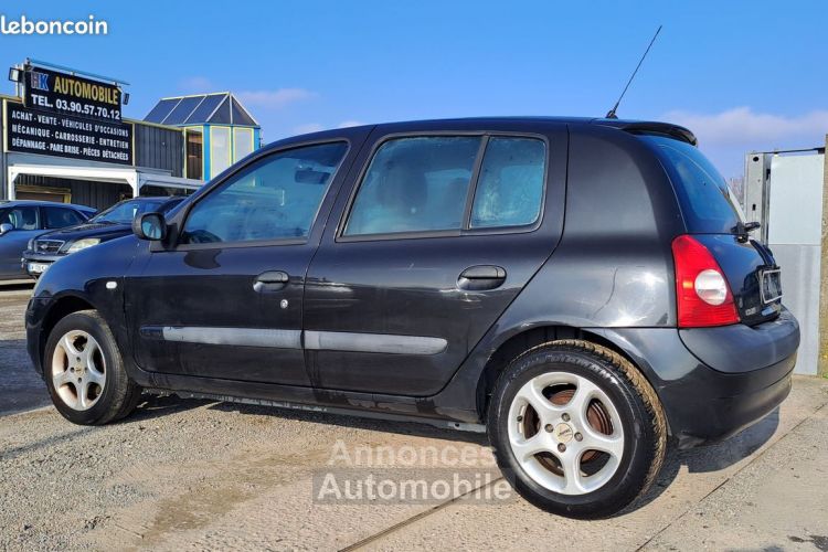 Renault Clio 1.4 i - <small></small> 2.990 € <small>TTC</small> - #3