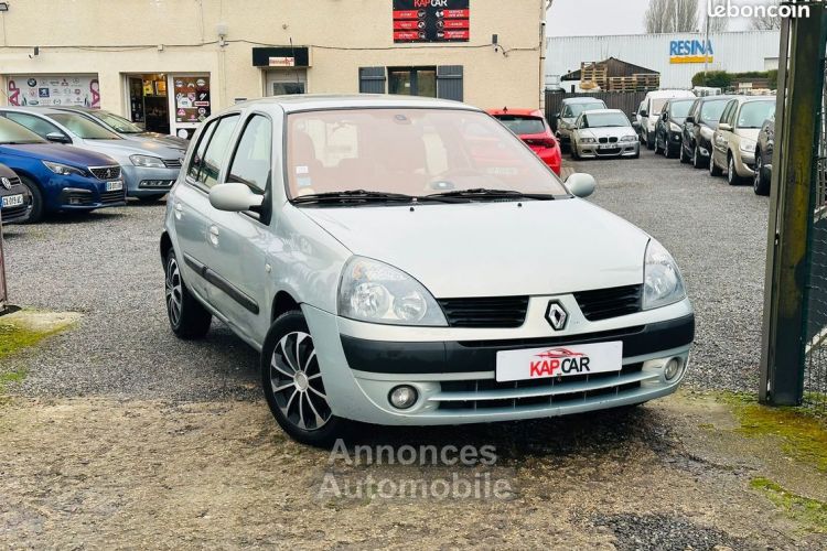 Renault Clio 1.4 Privilège Luxe Garantie 6 mois Distribution neuve - <small></small> 4.990 € <small>TTC</small> - #1