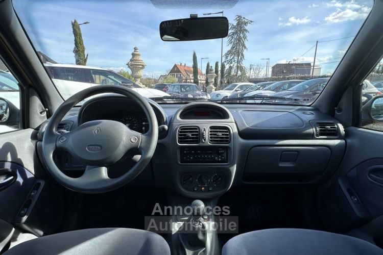 Renault Clio 1.4i 75 RTE - GARANTIE 6 MOIS - <small></small> 3.990 € <small>TTC</small> - #16