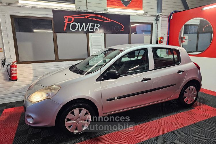 Renault Clio 1.5 dci 190000KMS - <small></small> 4.990 € <small>TTC</small> - #3