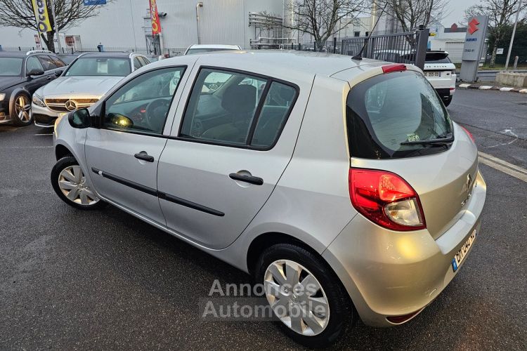 Renault Clio 1.5 dci 190000KMS - <small></small> 4.990 € <small>TTC</small> - #5