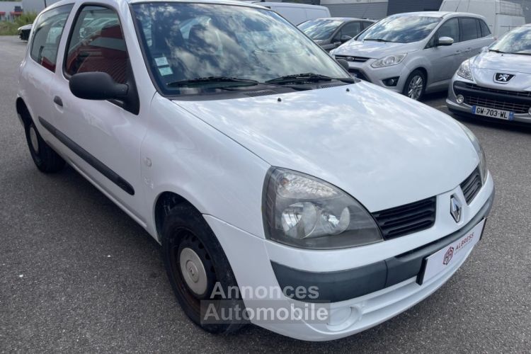 Renault Clio 1.5 dCi - 65 II SOCIETE Société Air PHASE 3 - <small></small> 1.900 € <small>TTC</small> - #2