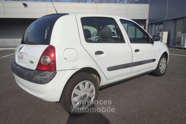 Renault Clio 1.5 dCi 65ch - <small></small> 2.390 € <small>TTC</small> - #4