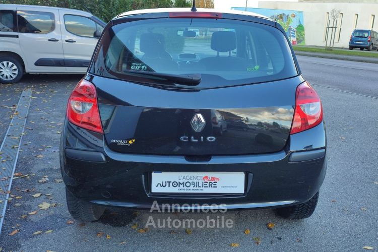 Renault Clio 1.5 dCi 68 cv - <small></small> 5.490 € <small>TTC</small> - #6