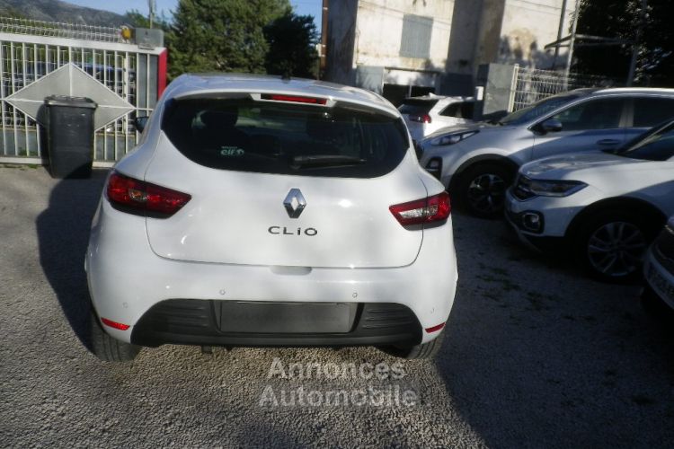 Renault Clio - <small></small> 7.450 € <small>HT</small> - #7