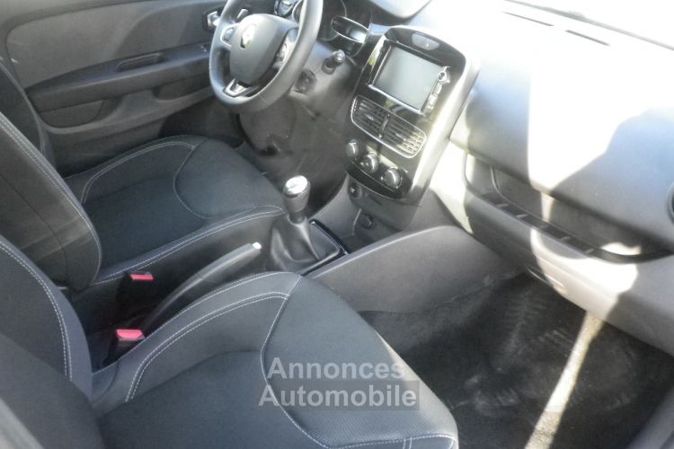 Renault Clio - <small></small> 7.450 € <small>HT</small> - #11