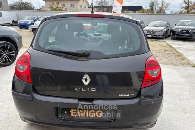 Renault Clio 1.6 110 DYNAMIQUE BVA - <small></small> 6.489 € <small>TTC</small> - #6