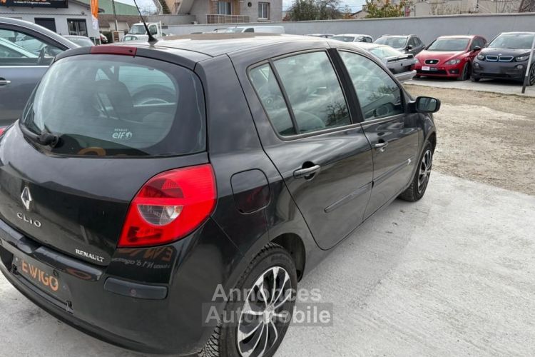 Renault Clio 1.6 110 DYNAMIQUE BVA - <small></small> 6.489 € <small>TTC</small> - #7