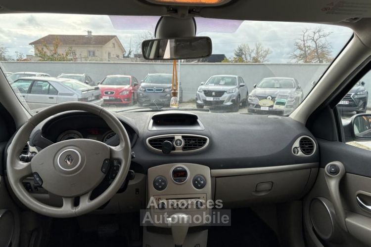 Renault Clio 1.6 110 DYNAMIQUE BVA - <small></small> 6.489 € <small>TTC</small> - #14