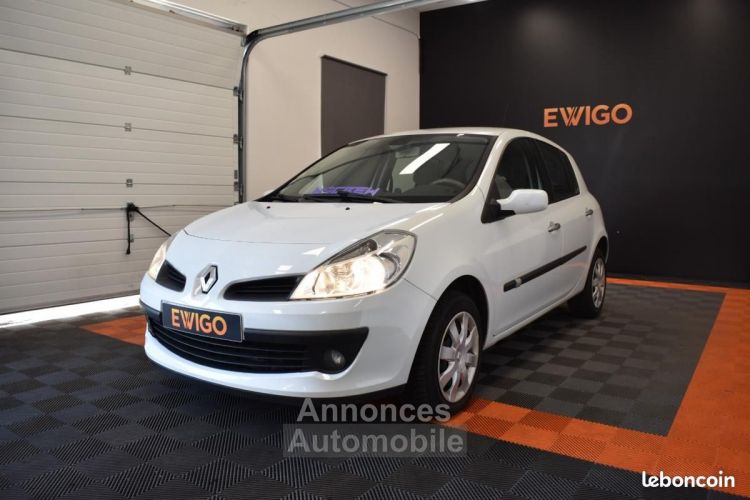 Renault Clio 1.6 110ch BVA DISTRIBUTION NEUVE ENTRETIEN COMPLET SUIVI GARANTIE 6 A 60 MOIS - <small></small> 6.890 € <small>TTC</small> - #3