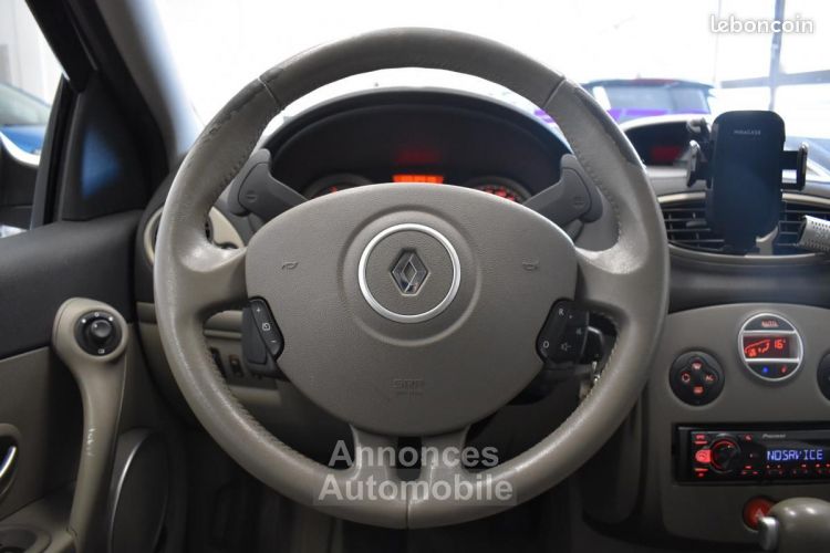 Renault Clio 1.6 110ch BVA DISTRIBUTION NEUVE ENTRETIEN COMPLET SUIVI GARANTIE 6 A 60 MOIS - <small></small> 6.890 € <small>TTC</small> - #13