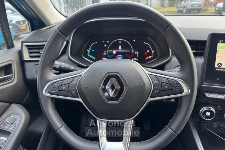 Renault Clio 1.6 E-TECH 140CH HYBRID INTENS APPLE CARPLAY + CAMÉRA DE RECUL - <small></small> 16.490 € <small>TTC</small> - #19