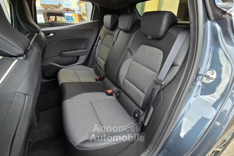 Renault Clio 1.6 E-TECH 140H 90 HYBRID TECHNO GARANTIE 6 MOIS - <small></small> 17.990 € <small>TTC</small> - #11