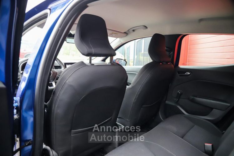 Renault Clio 1.6 E-Tech Hybride 140 BVA BUSINESS CAMERA - <small></small> 14.970 € <small></small> - #29