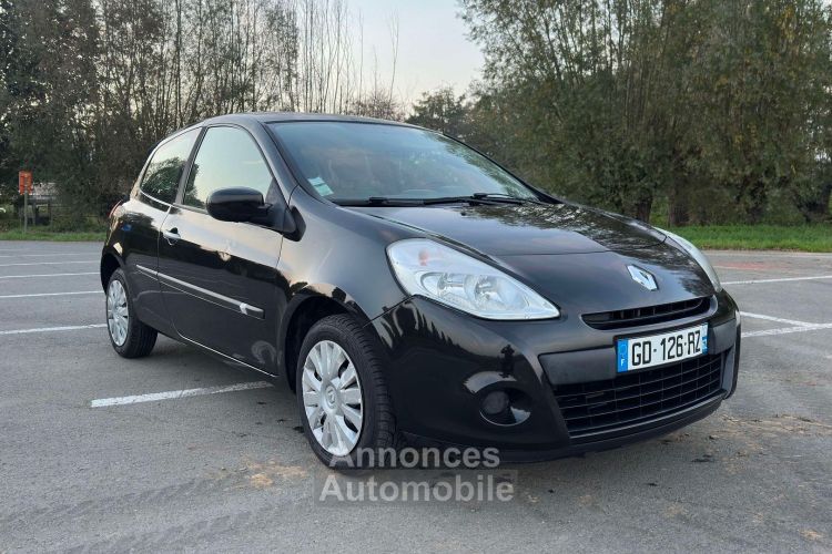 Renault Clio - <small></small> 4.900 € <small>TTC</small> - #1