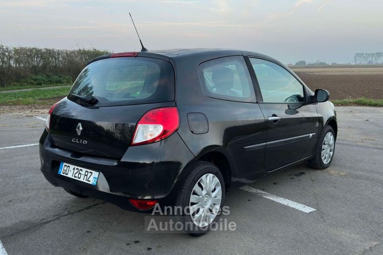 Renault Clio - <small></small> 4.900 € <small>TTC</small> - #6