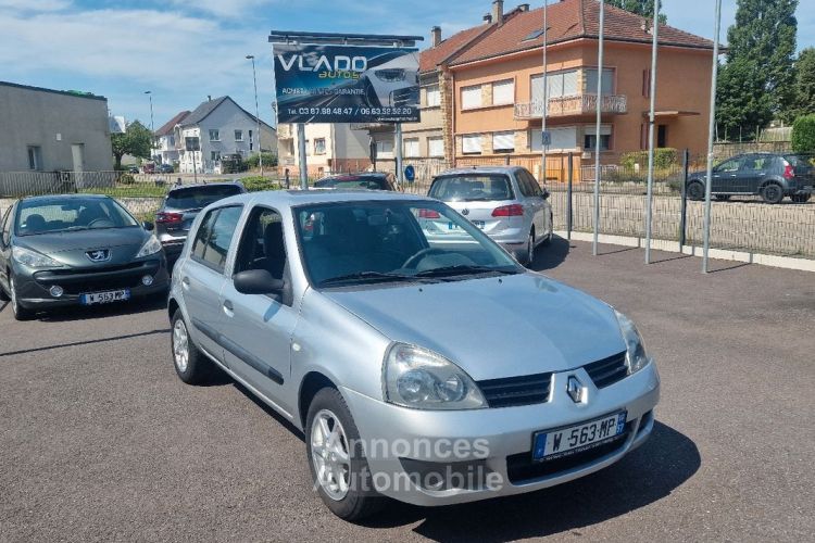 Renault Clio 2 1.2i 58cv - <small></small> 3.490 € <small>TTC</small> - #1