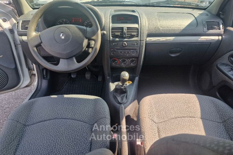 Renault Clio 2 1.2i 58cv - <small></small> 3.490 € <small>TTC</small> - #3