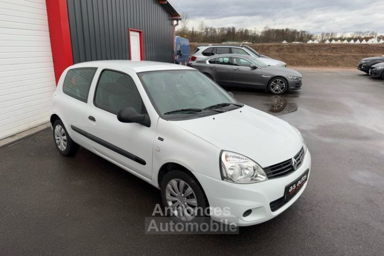 Renault Clio 2 Campus Evolution 3 1.2 I 75 CV 16 V Clim crit’air1 vitres électriques fermeture centralisée payement 4x garantie reprise - <small></small> 4.390 € <small>TTC</small> - #2