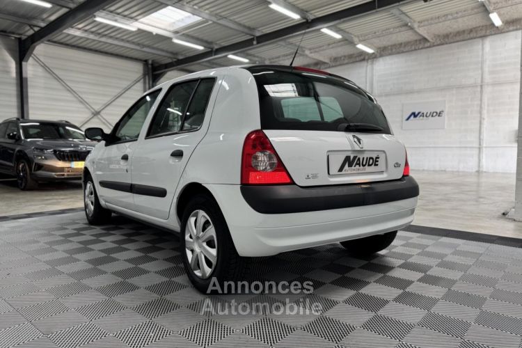 Renault Clio 2 II 1.4i 16S 98 CH PRIVILEGE PACK CLIM - GARANTIE 3 MOIS - <small></small> 4.990 € <small>TTC</small> - #5