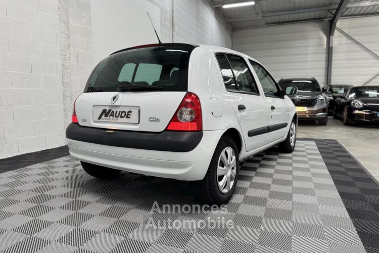 Renault Clio 2 II 1.4i 16S 98 CH PRIVILEGE PACK CLIM - GARANTIE 3 MOIS - <small></small> 4.990 € <small>TTC</small> - #7