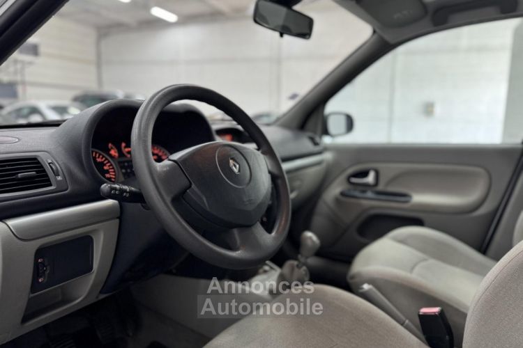 Renault Clio 2 II 1.4i 16S 98 CH PRIVILEGE PACK CLIM - GARANTIE 3 MOIS - <small></small> 4.990 € <small>TTC</small> - #9