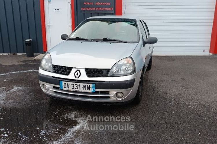 Renault Clio 2 phase 1.2 58 ch - <small></small> 2.390 € <small>TTC</small> - #1