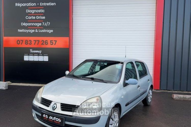 Renault Clio 2 phase 1.2 i 75 cv essence distribution neuve révision faite Garantie payement 4x sans frais centralisation Clim auto vitre électrique - <small></small> 2.890 € <small>TTC</small> - #1