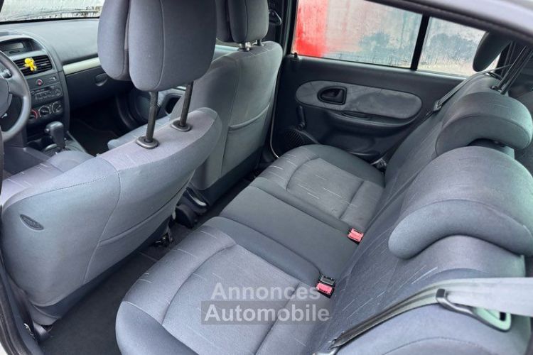 Renault Clio 2 Phase 1.4 I 98 CV 16 V BOITE AUTOMATQIUE attelage remorque payement 4x sans frais jusqu’à 2300 - <small></small> 4.290 € <small>TTC</small> - #5